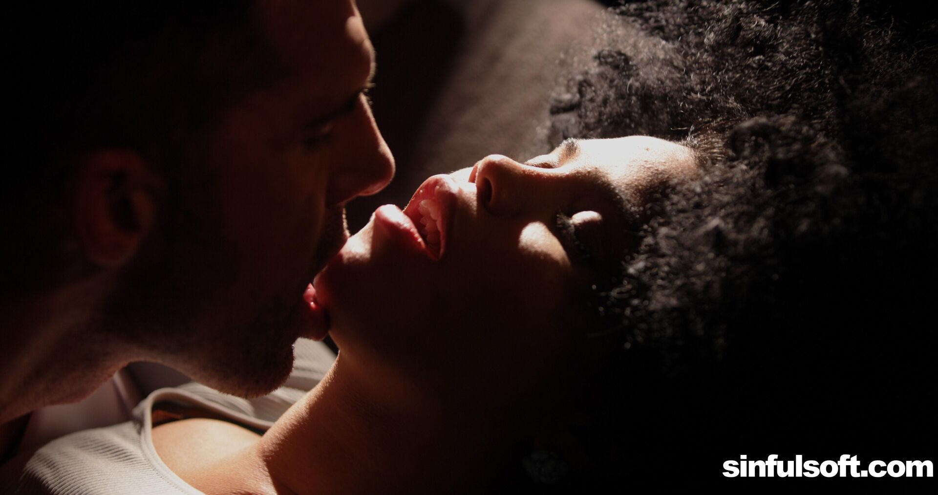 Kiss... don't Tell 3