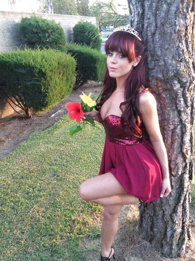 Gorgeous Brunette Knows Just How To Drain A Cock Dry