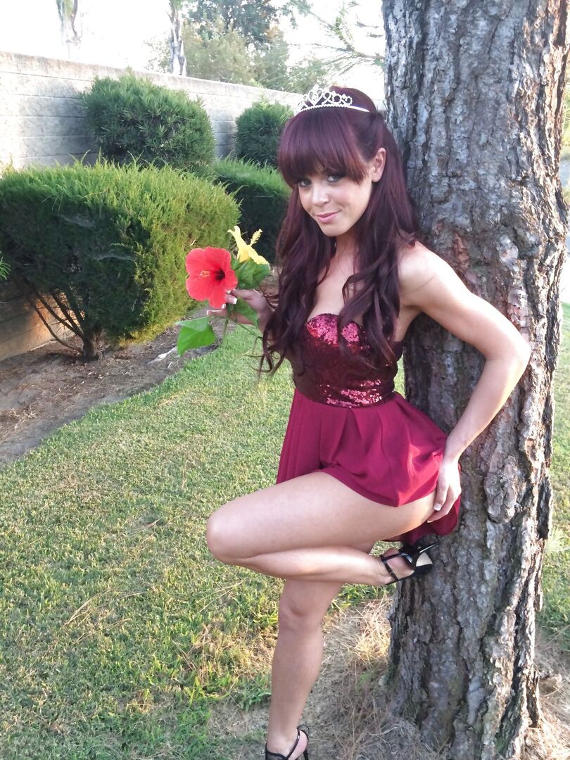 Gorgeous Brunette Knows Just How To Drain A Cock Dry