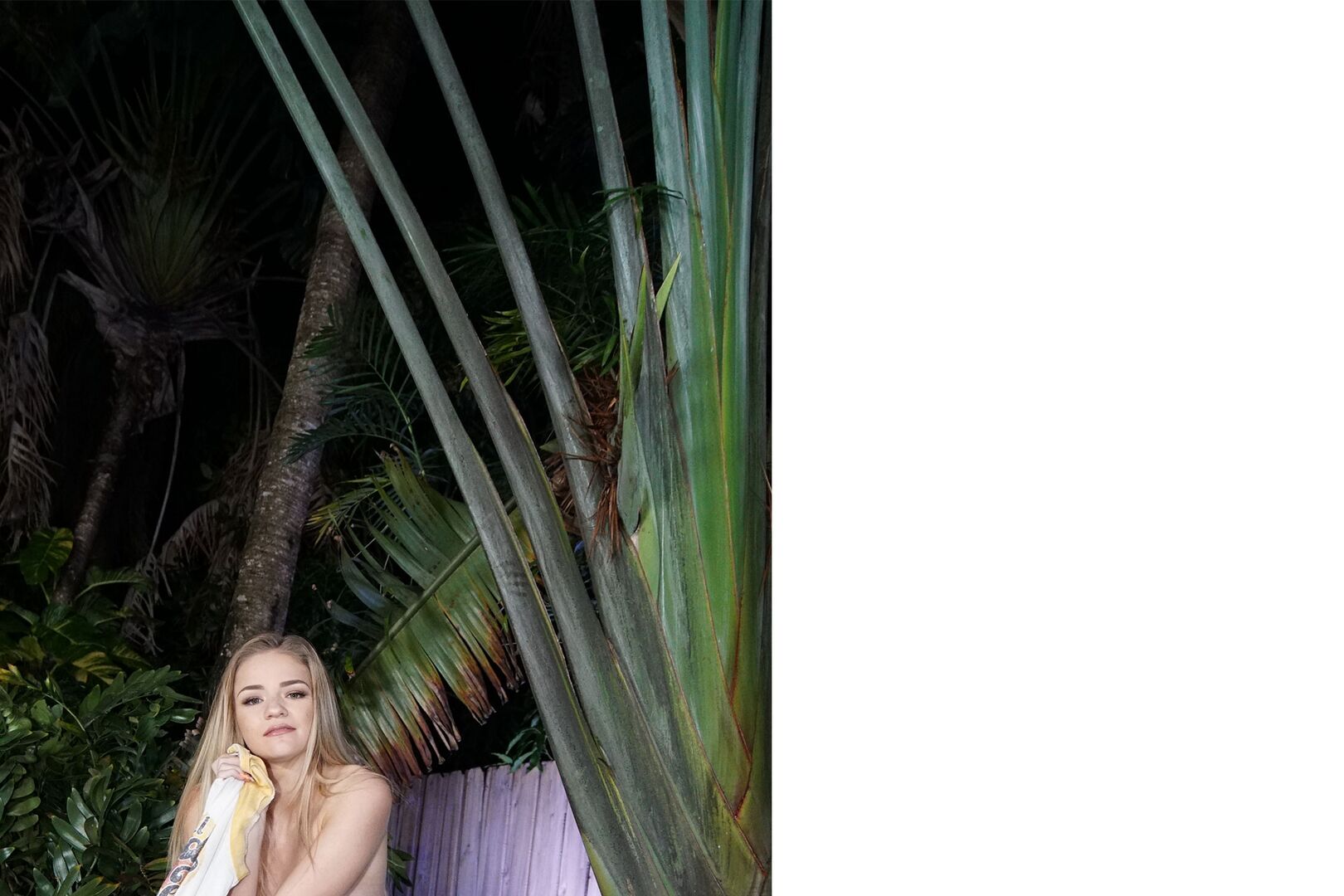 Sexy Scarlett Fucked Poolside