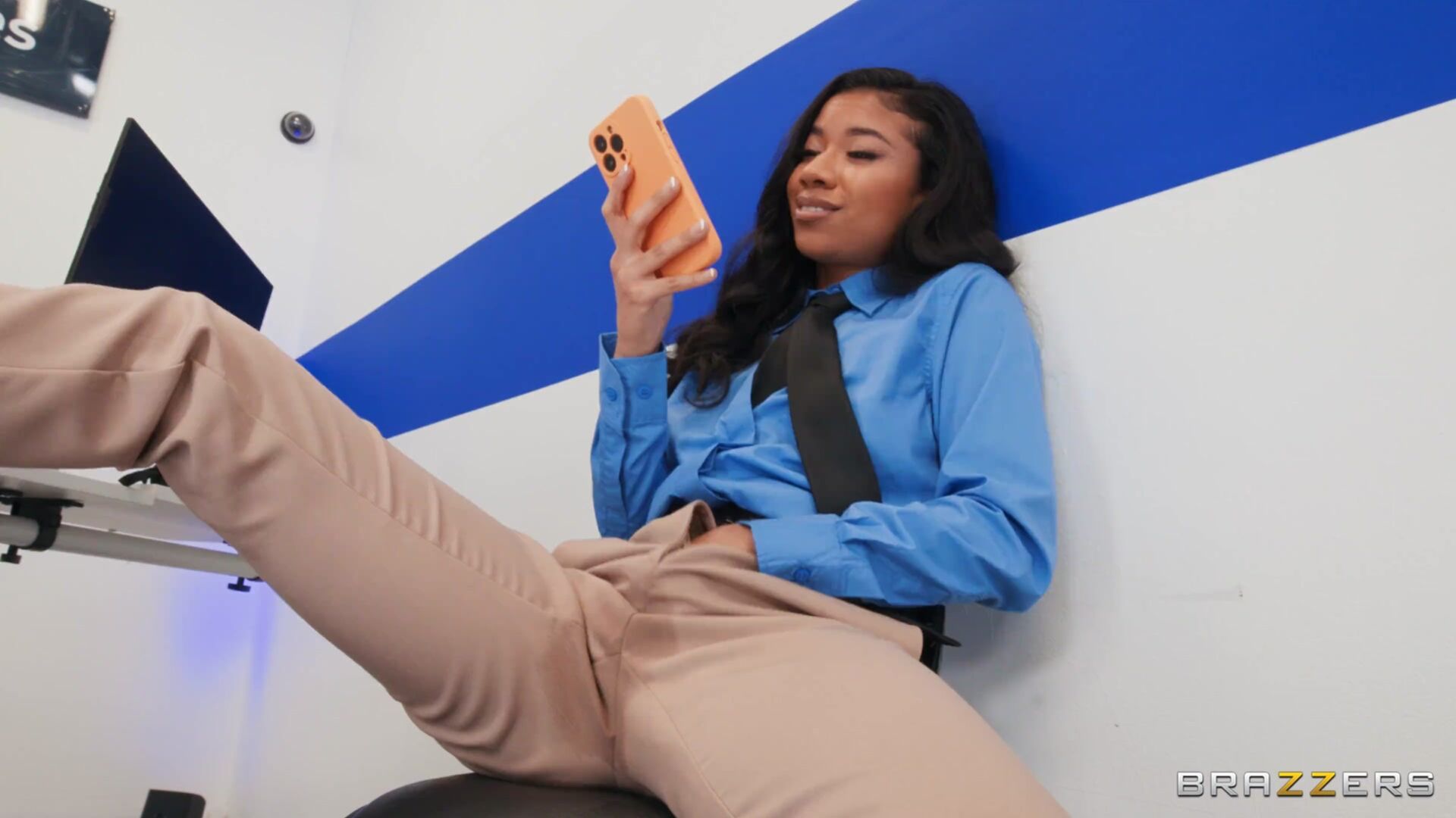 She Sucks At Her Job — And Fucks At It Too!