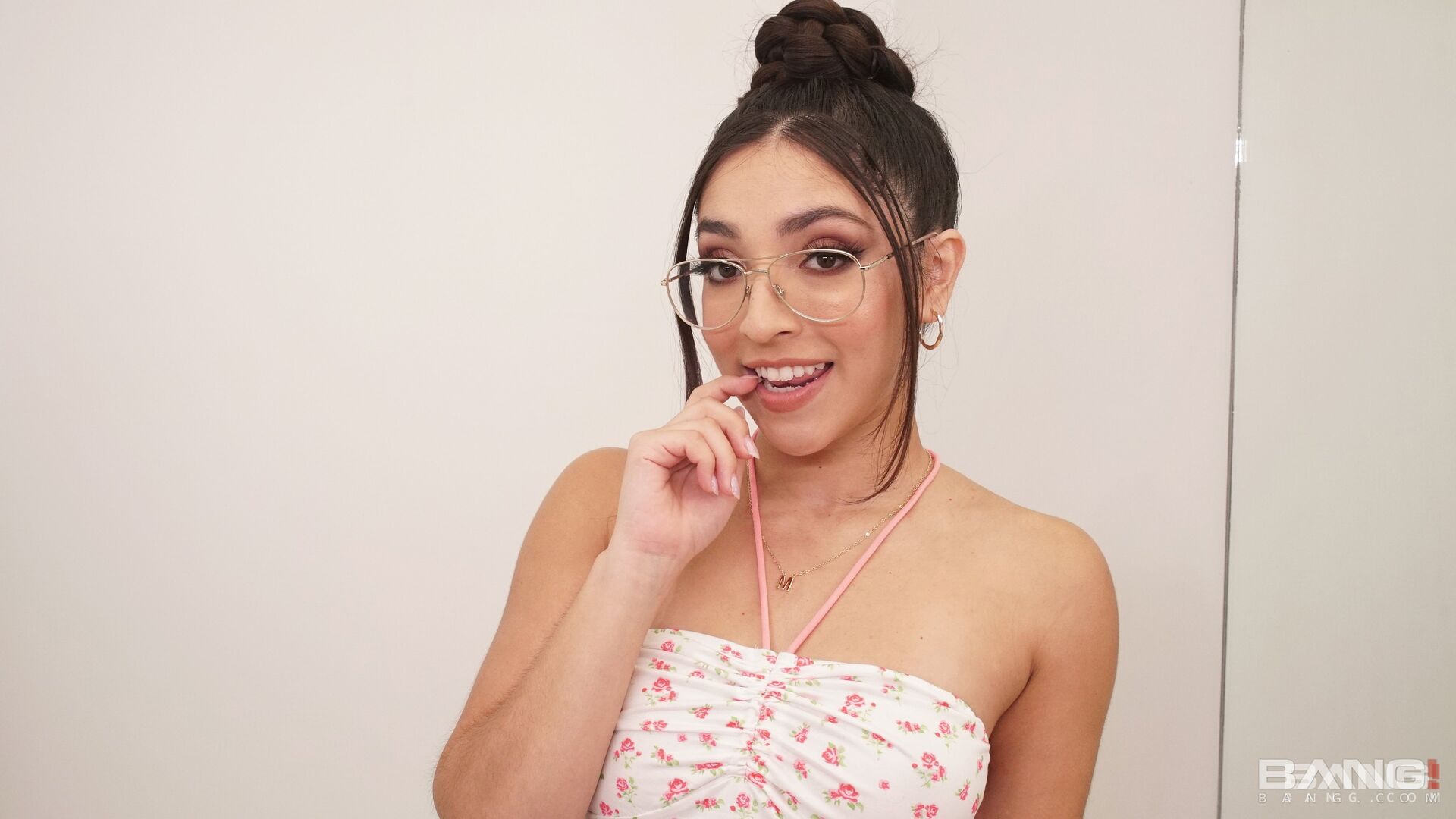 Madison Wilde Requests A Massive Dick To Creampie Her