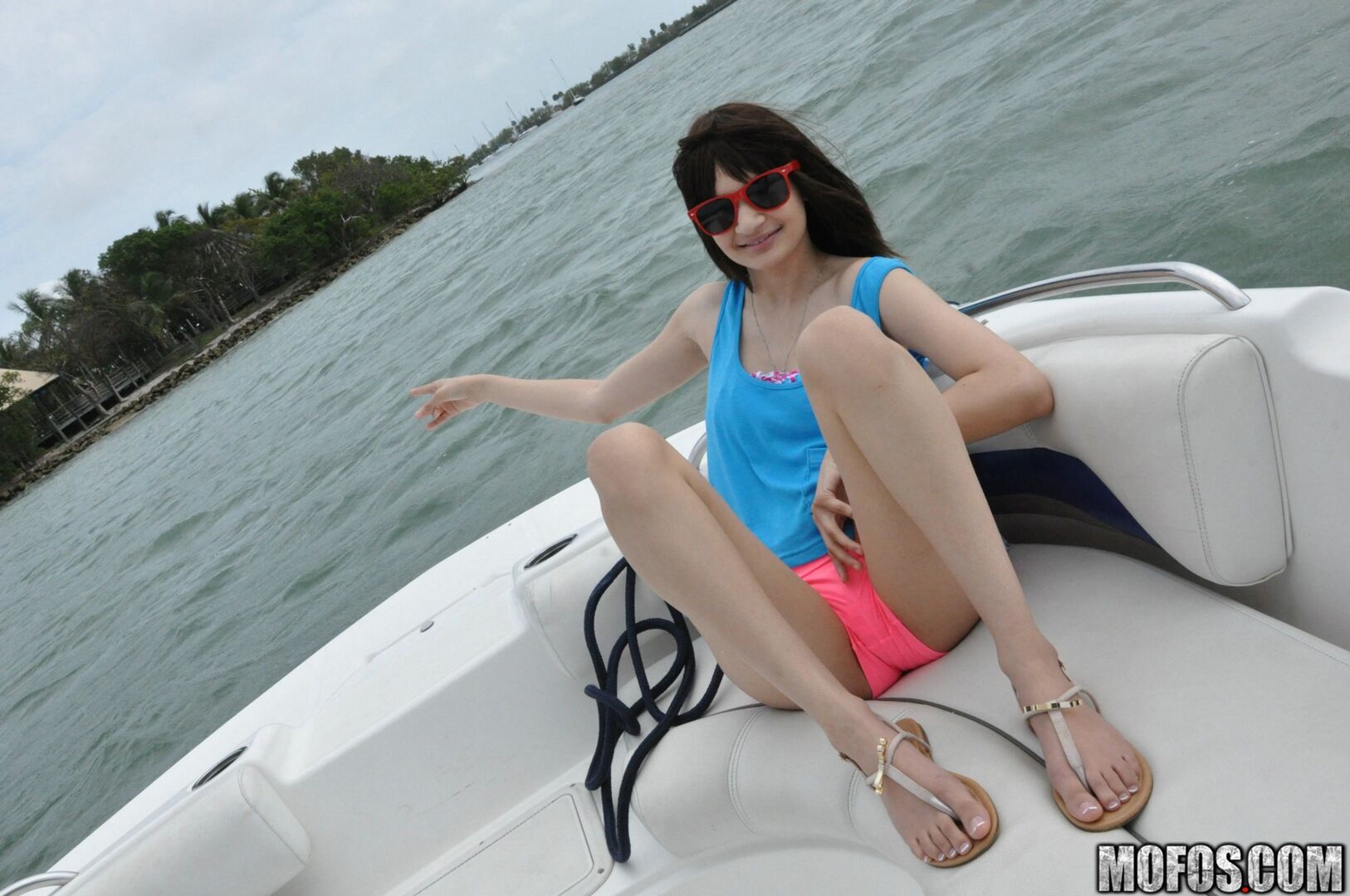 Outdoor Sex With Amateur Latina