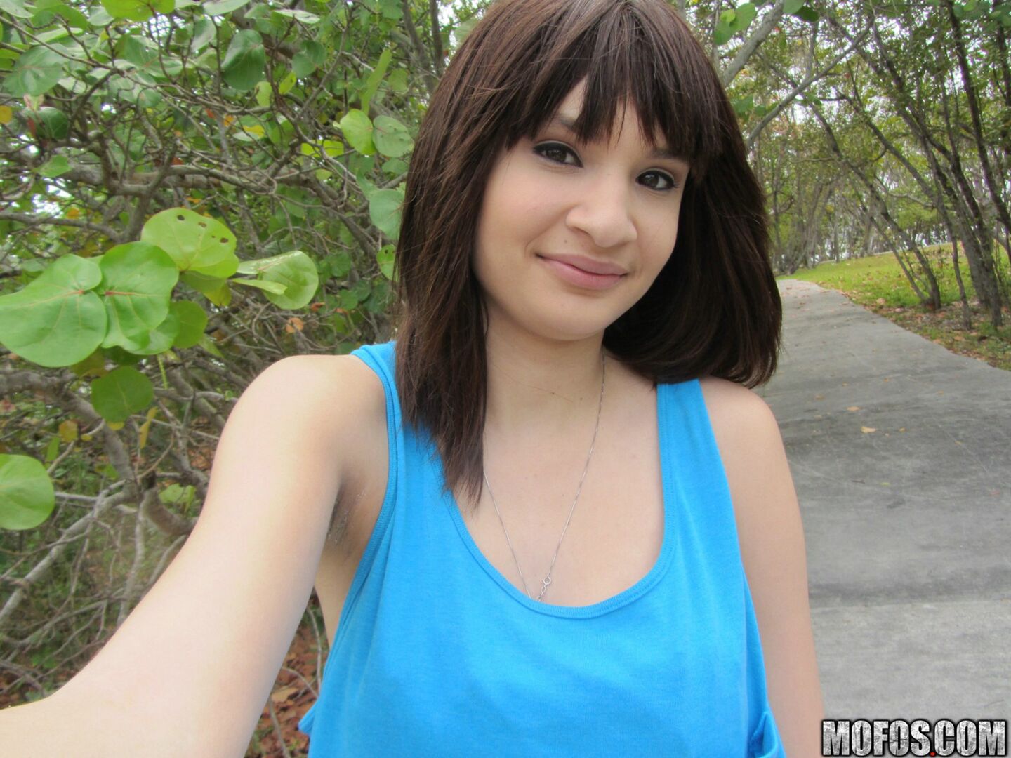 Outdoor Sex With Amateur Latina