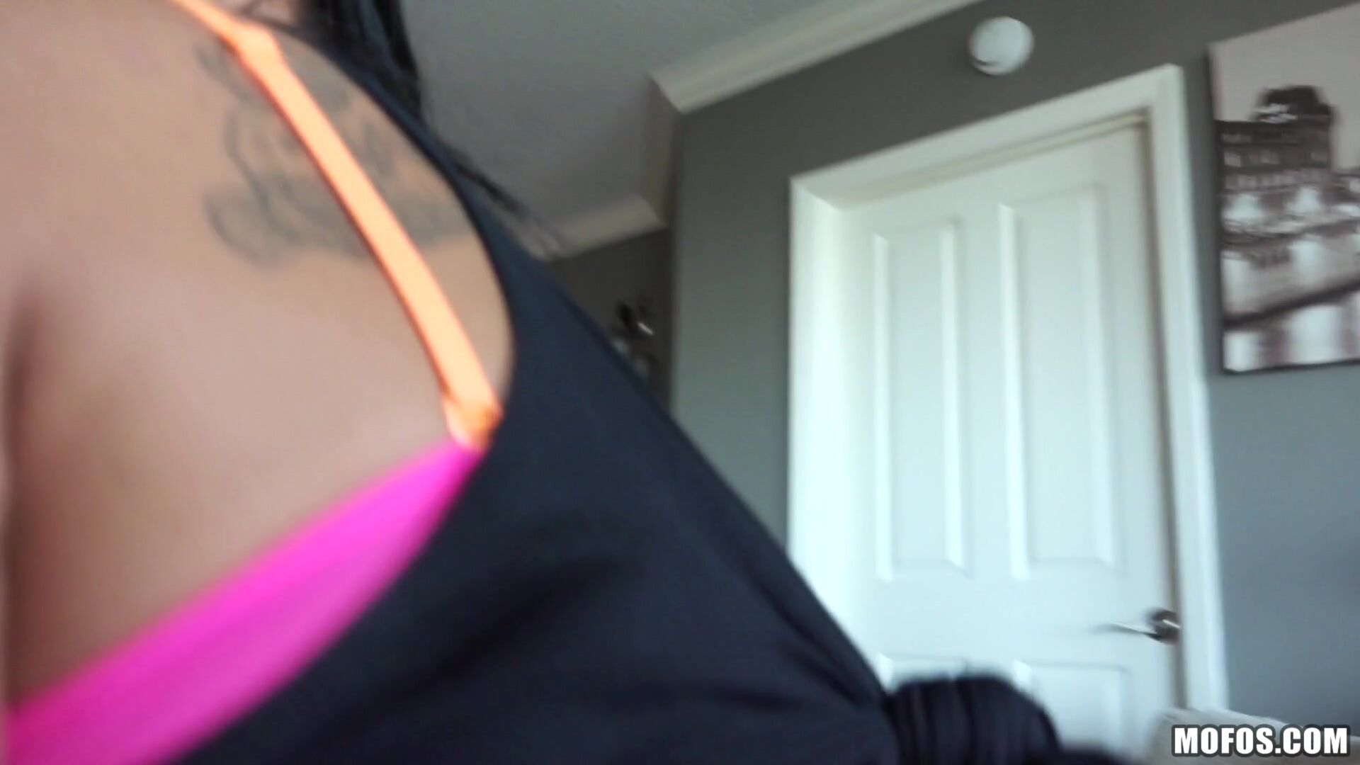Amateur Girlfriend Loves Anal