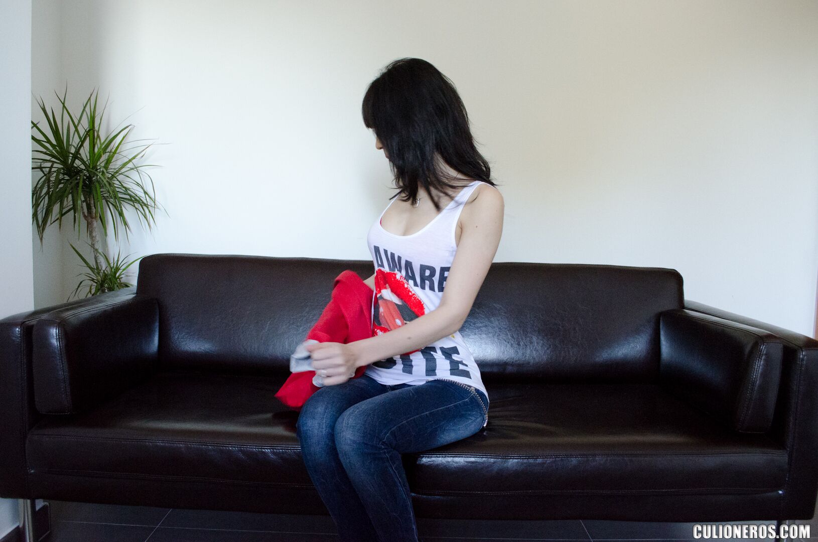 Slim girl comes in for a casting