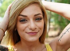 Roxy Ryder’s Nature Fuck Sesh
