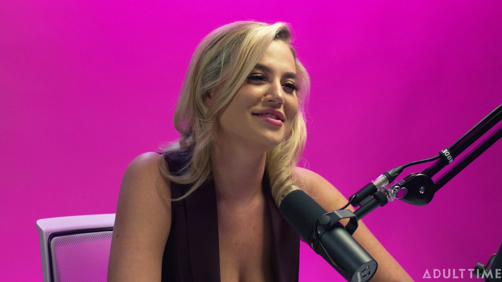 How Women Orgasm - Blake Blossom