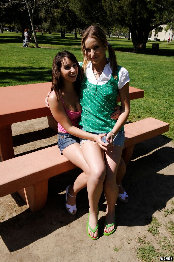 Two Young Sluts Decide To Share A Hot Stud