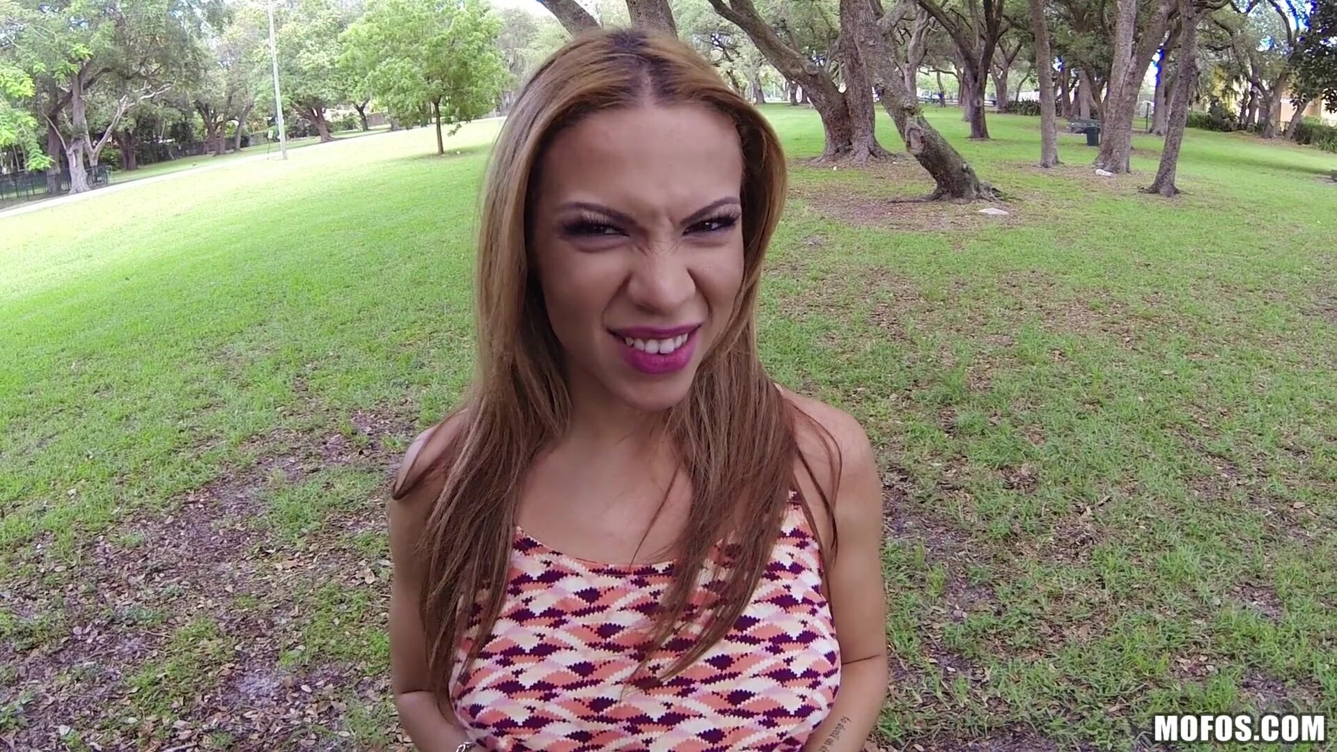 Latina Flashes in Public