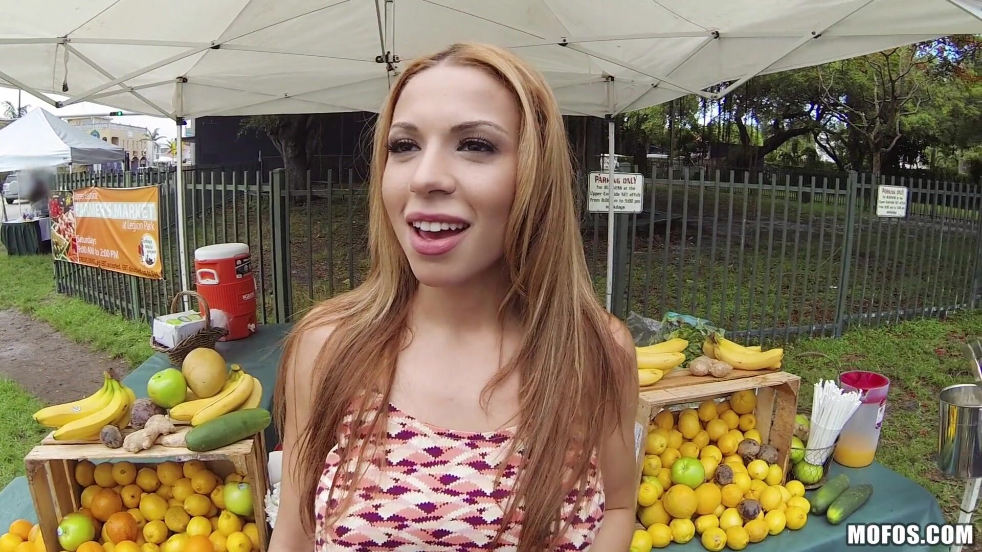 Latina Flashes in Public