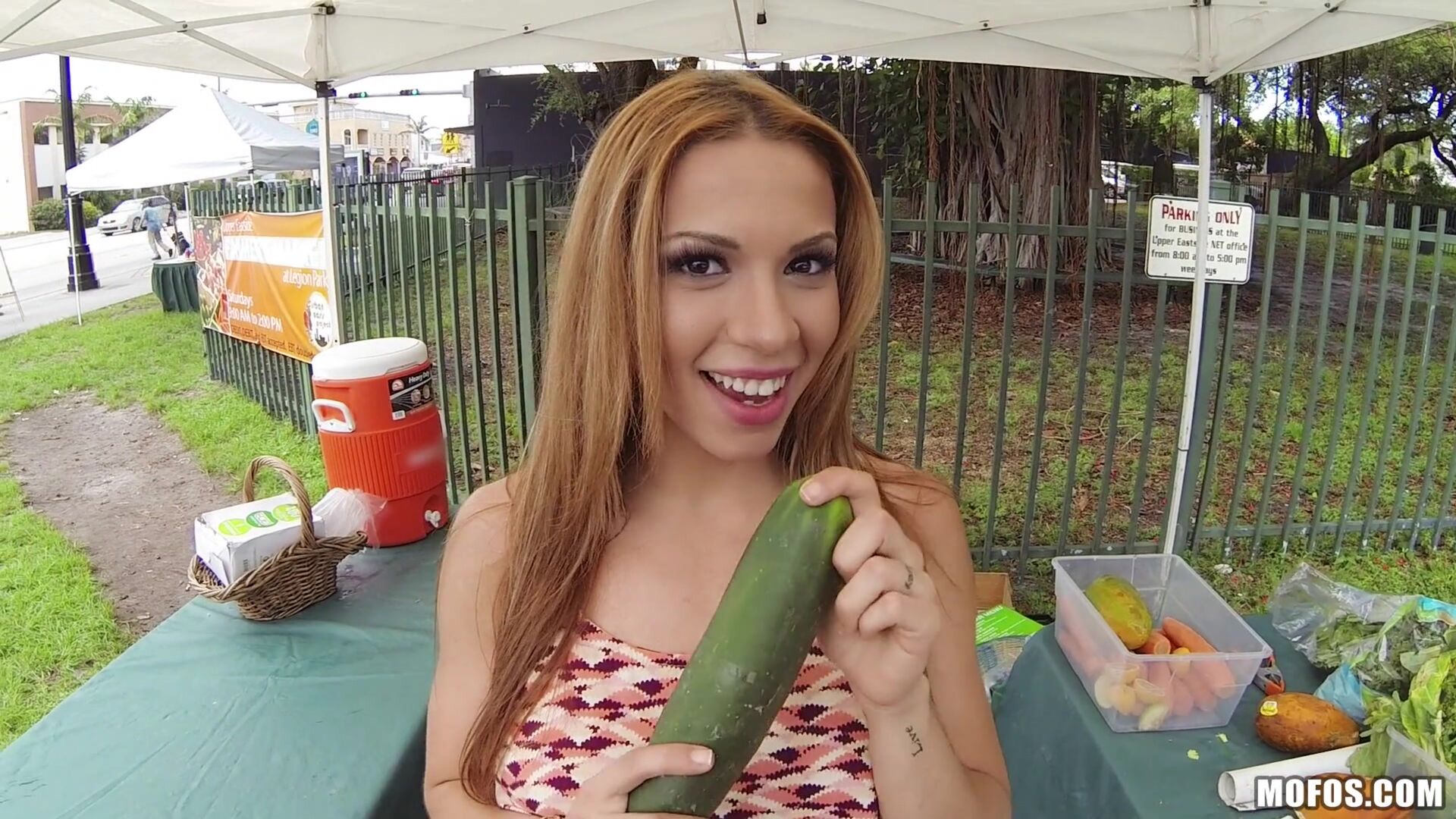 Latina Flashes in Public