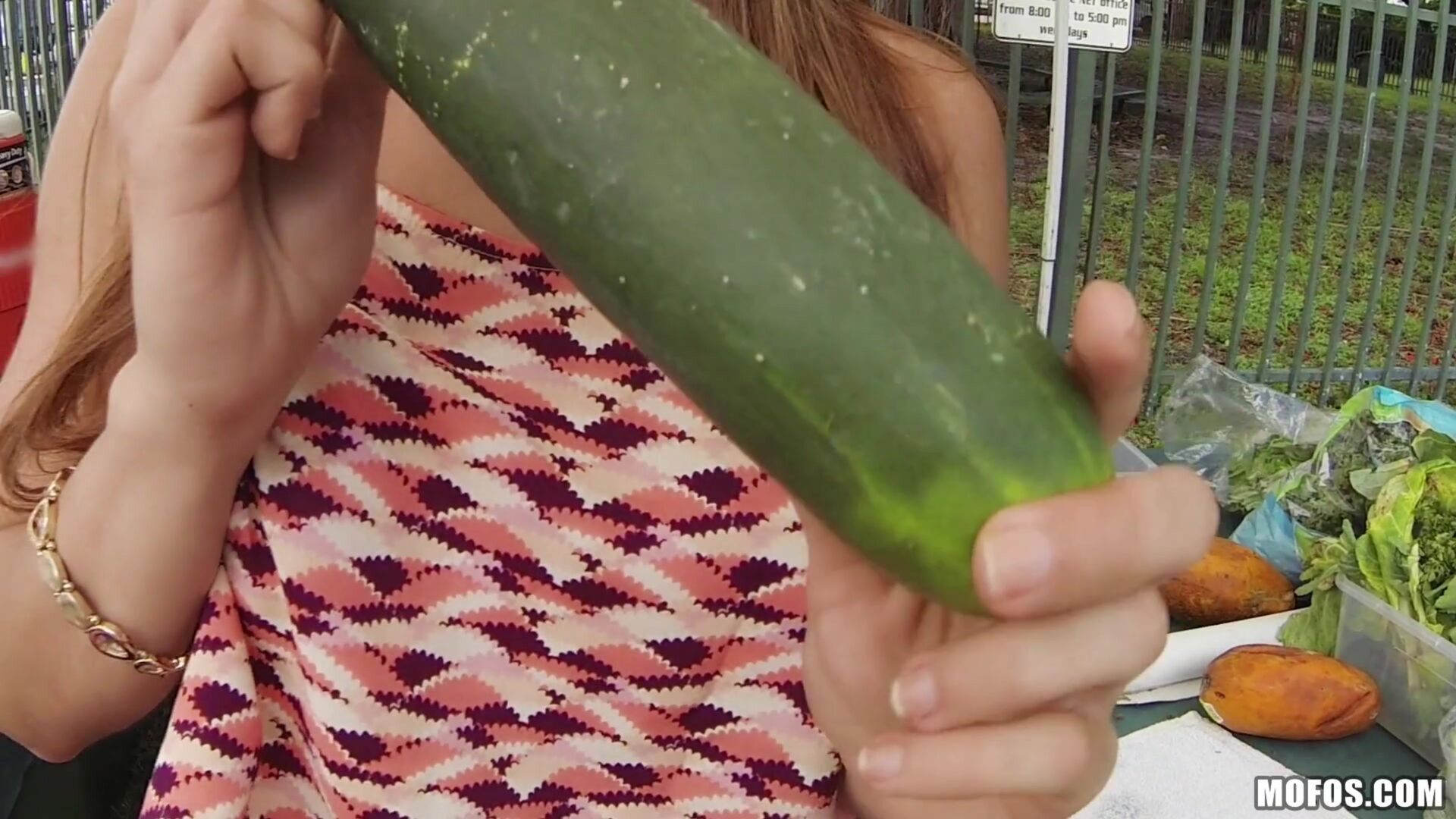 Latina Flashes in Public