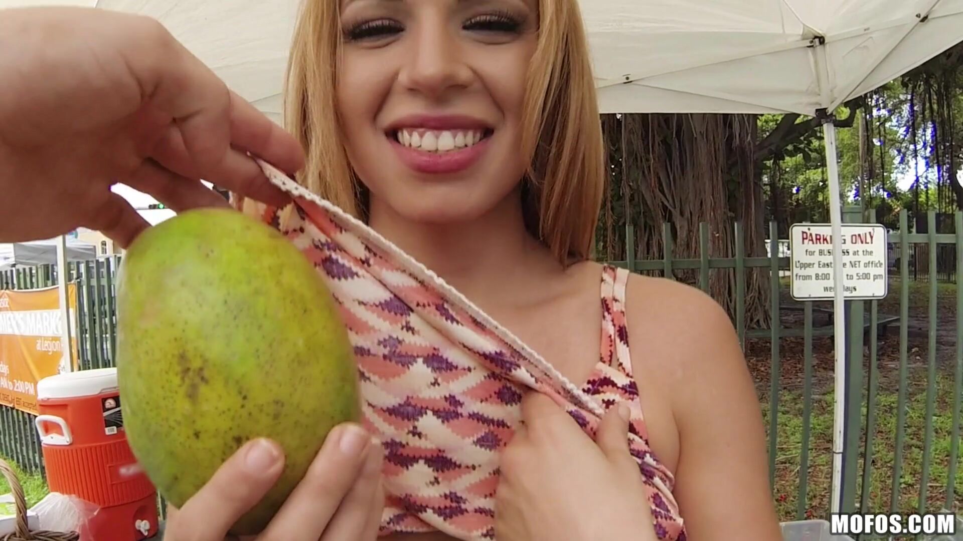 Latina Flashes in Public