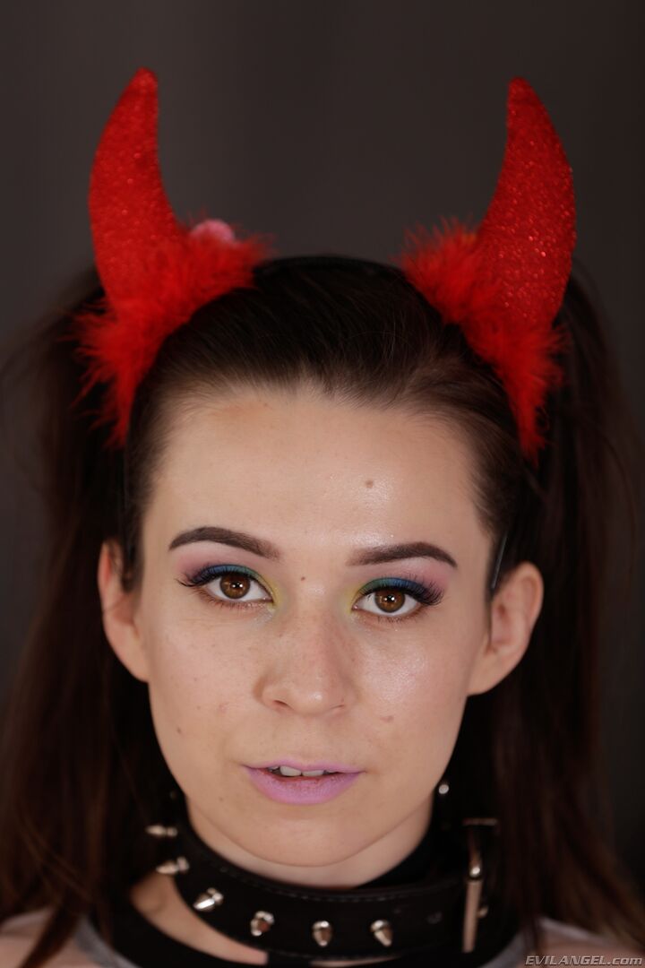 19-YEAR-OLD'S HAPPY HALLOWEEN TRICK