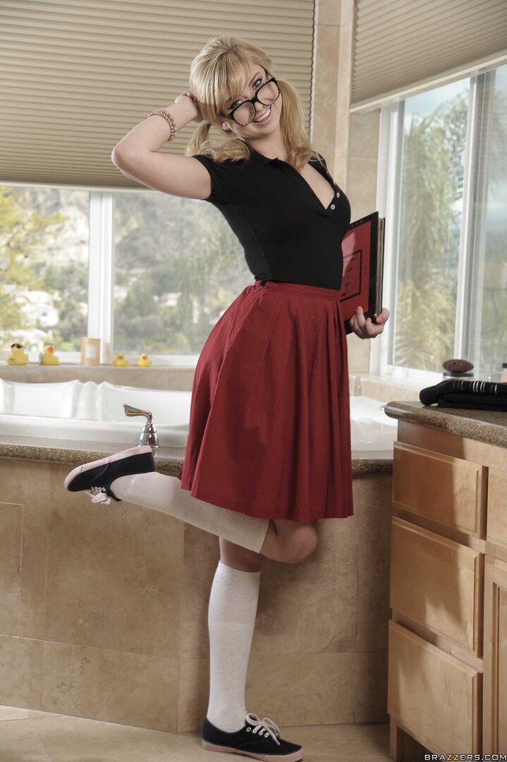 Good Golly Teen Molly