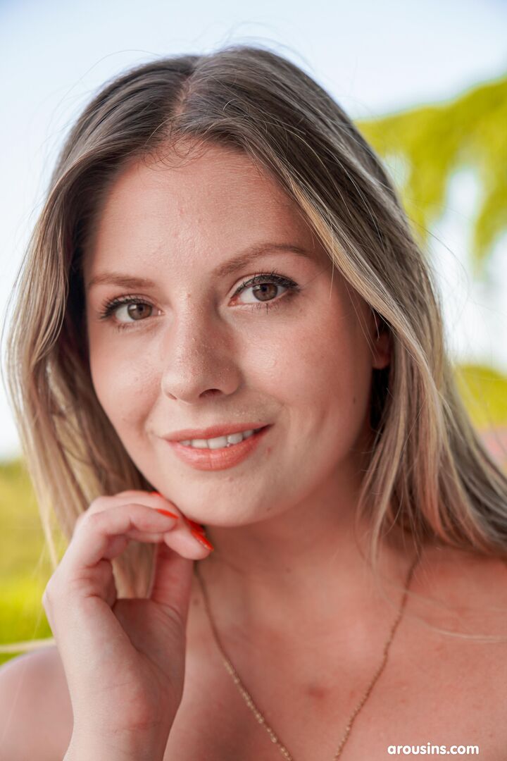 Rebecca Volpetti is so hot
