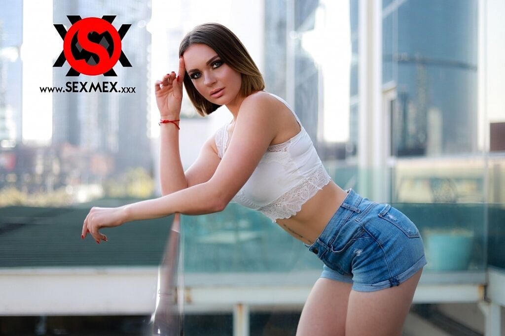 CASTING IN SEXMEX . EMILY THORNE