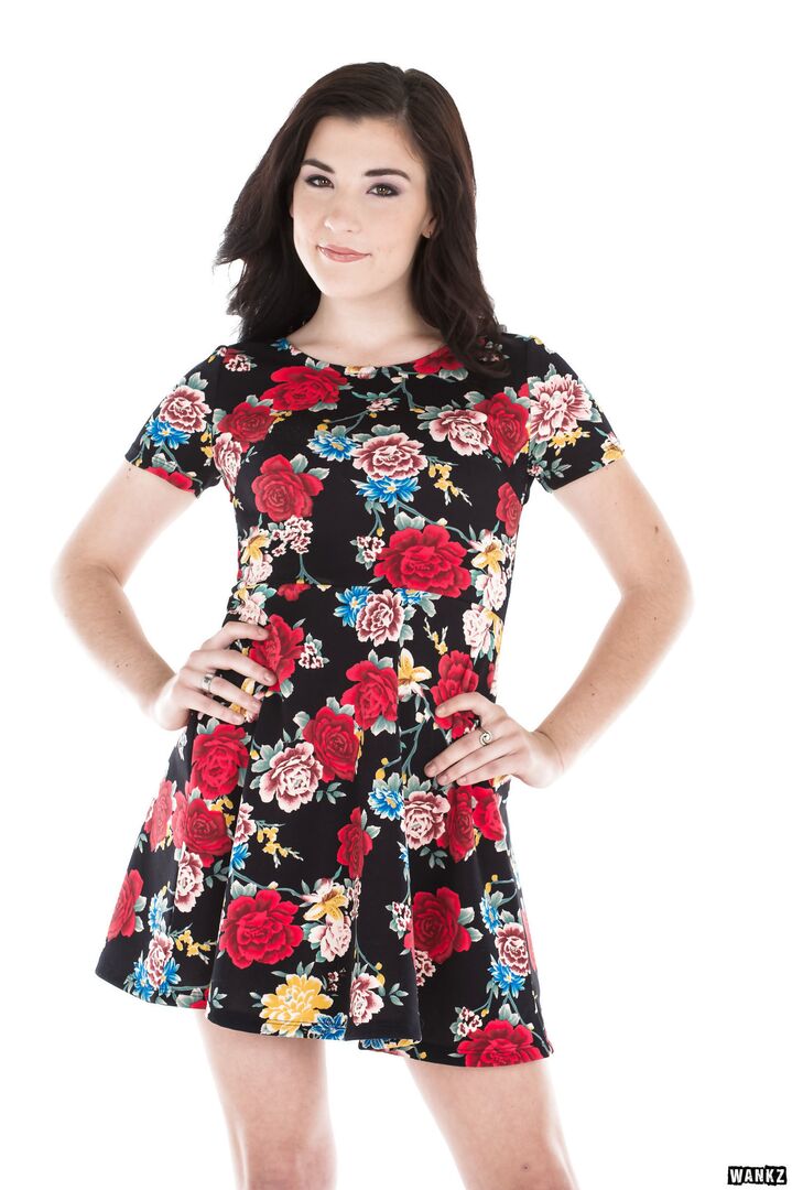 Ultra-Cute Teen Babe Jenna Reid Loves Rough Sex