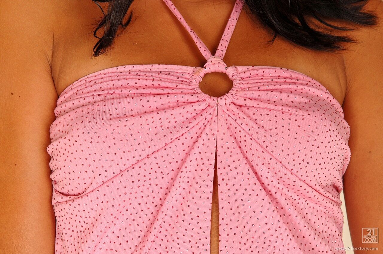 Pretty in pink 2406