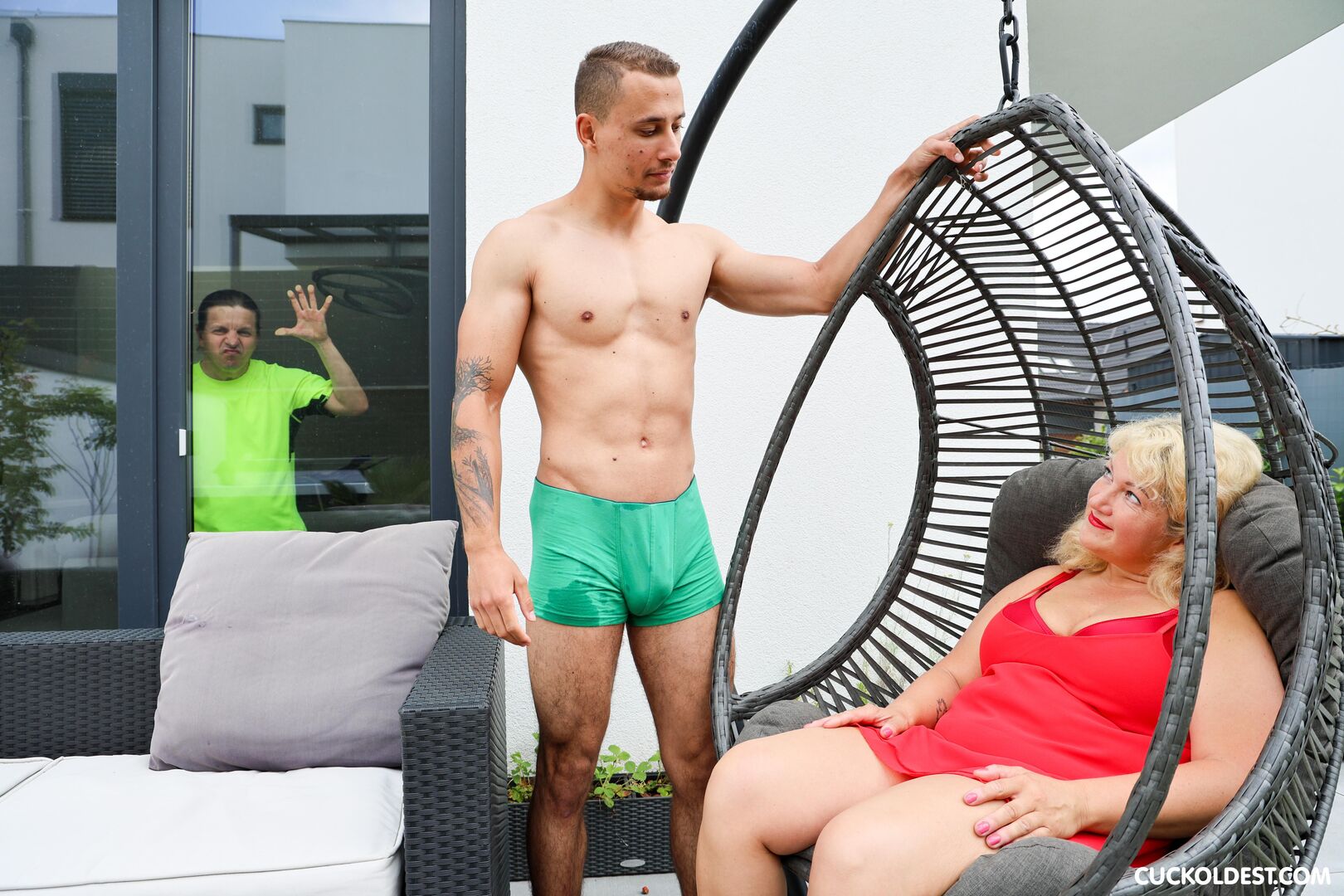 She replaced her loser husband at Cuckoldest