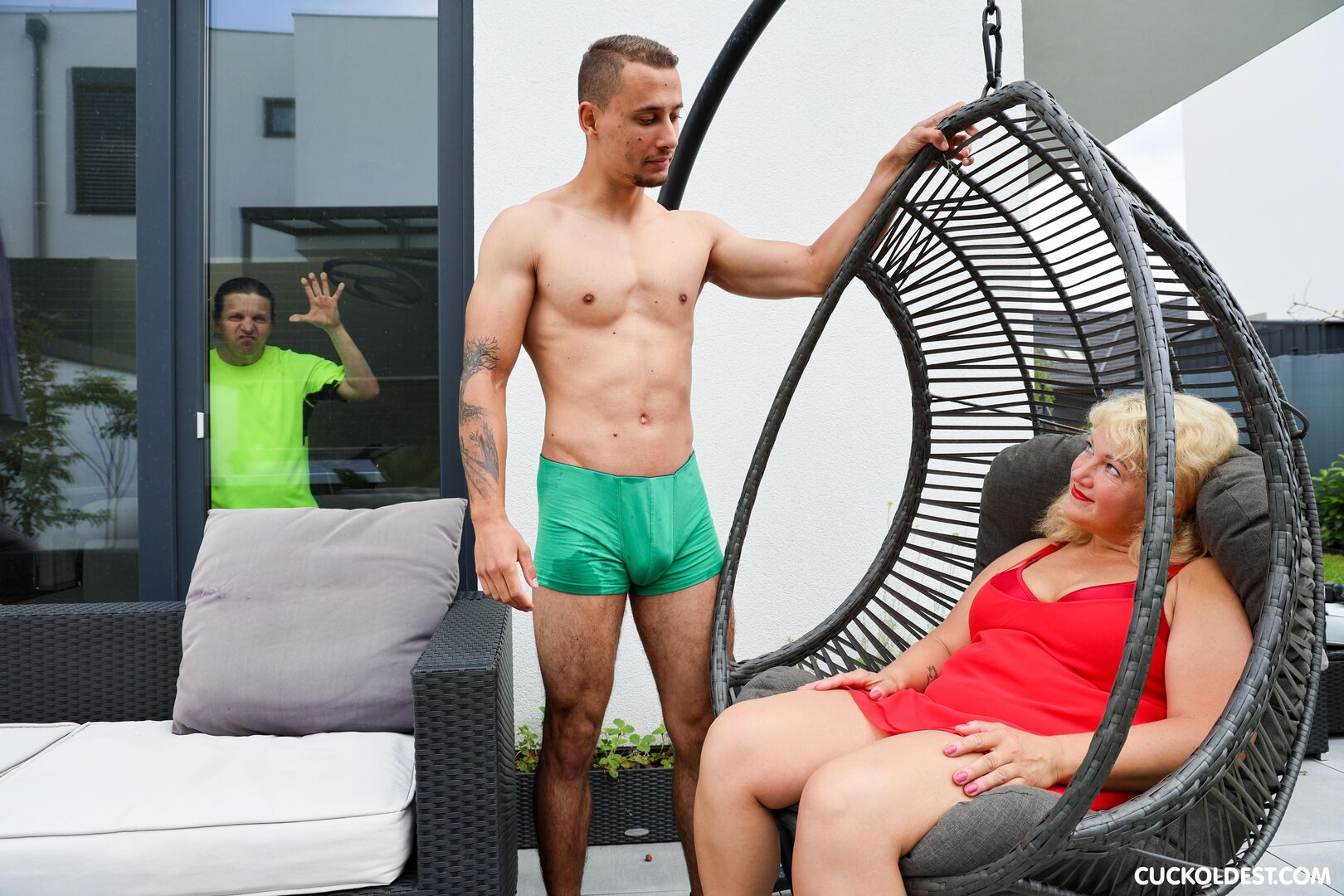 She replaced her loser husband at Cuckoldest