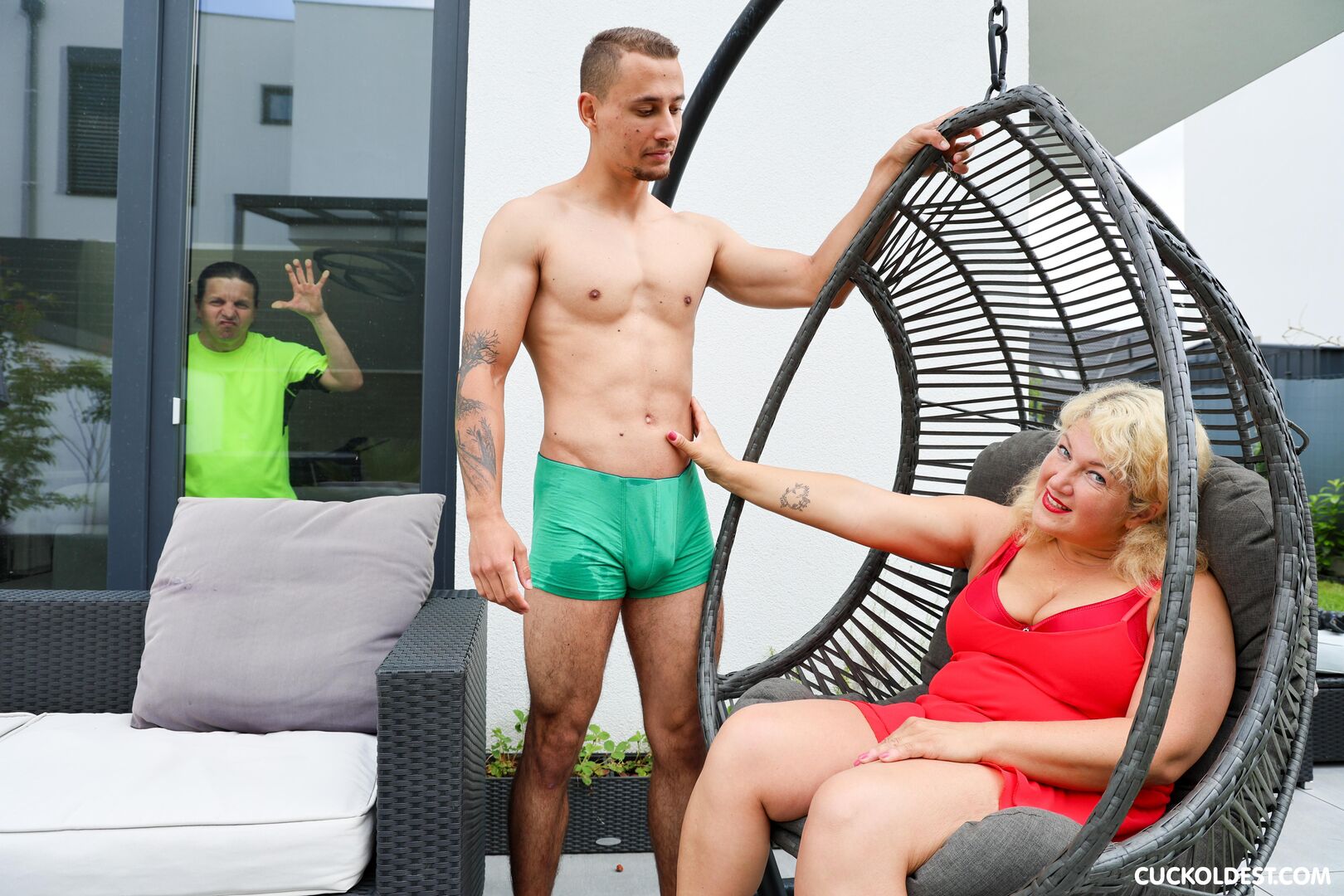 She replaced her loser husband at Cuckoldest