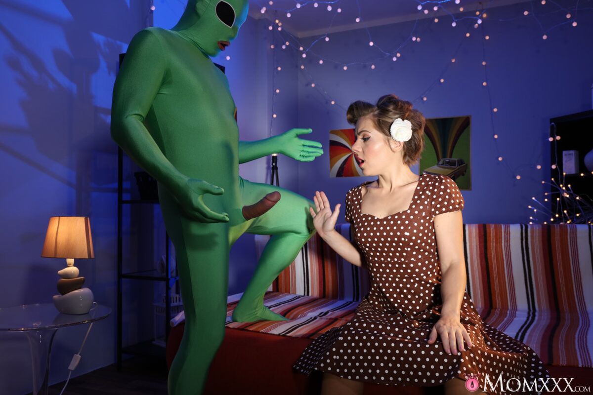 Mom gets probed on Halloween