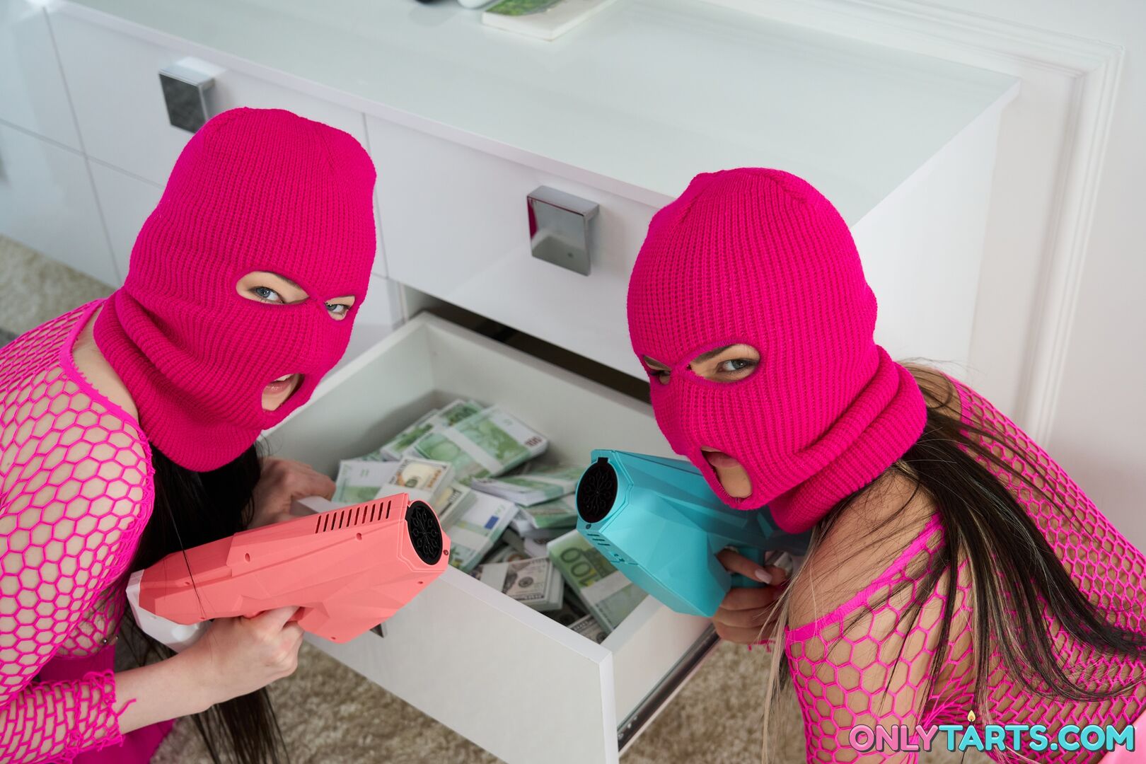 Desperate Girls