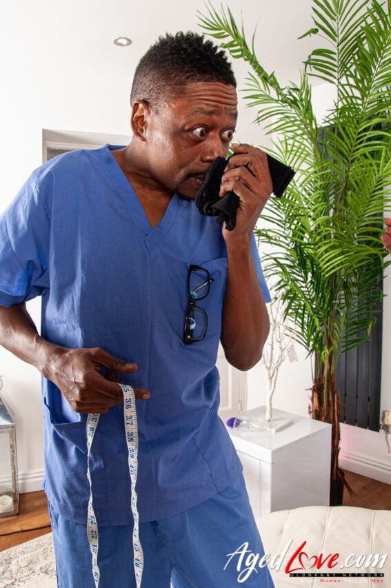 THE DOCTOR MEASURES THE PATIENT'S BREASTS AND SHE MEASURES HIS DICK WITH HER MOUTH