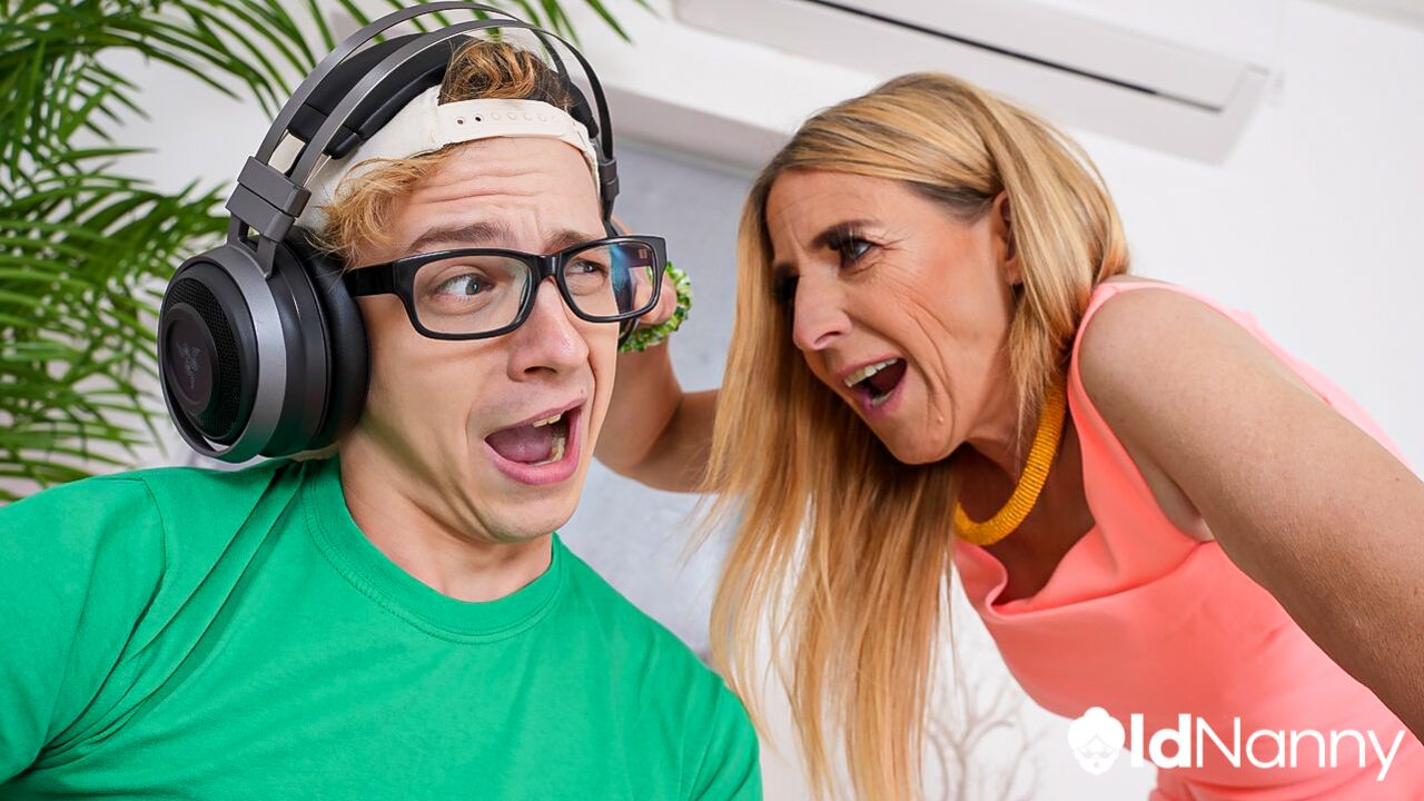 A YOUNGSTER PUNISHES HIS STEPMOTHER WITH HIS DICK