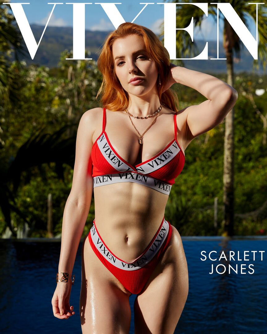 Insatiable Redhead Scarlett Cant Hold Back Anymore