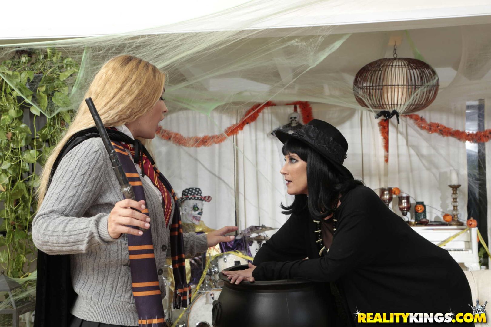 Milfs Magic Wand