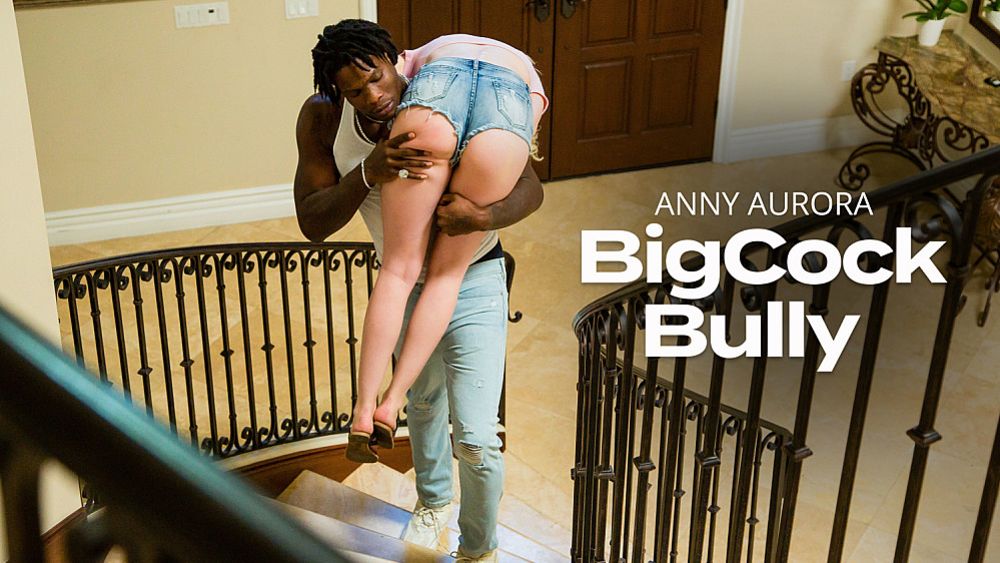 Anny Aurora fucks bully to get nude pics back