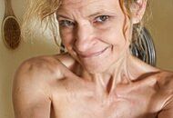 HORNY HOUSEWIFE ENJOYS SHOWERING AND MASTURBATING HER PUSSY AT THE SAME TIME