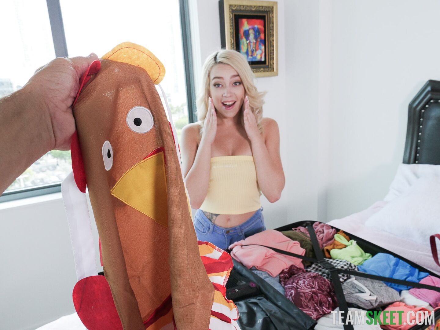 A Babe Thankful for Cock