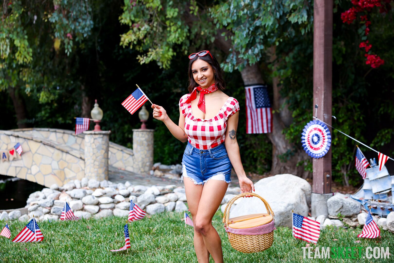 Red, White, and Screw