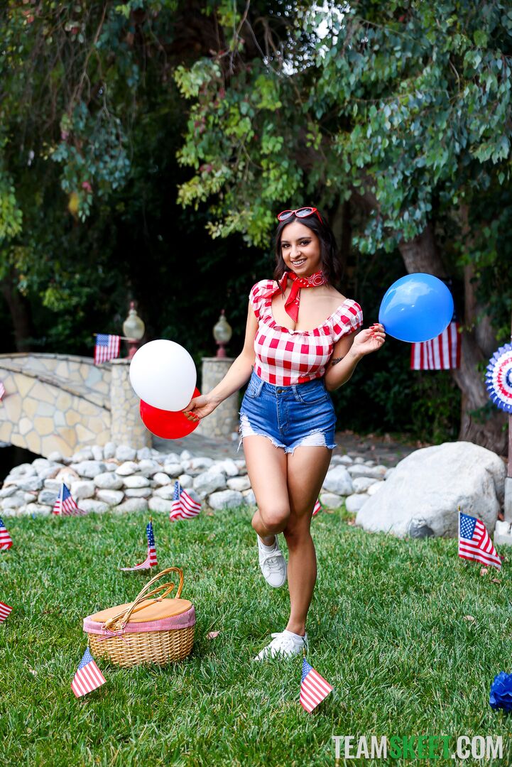 Red, White, and Screw
