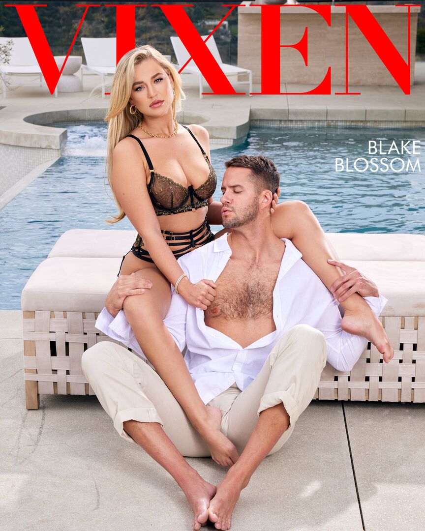 Dream Girlfriend Blake Loves To Please Her Man