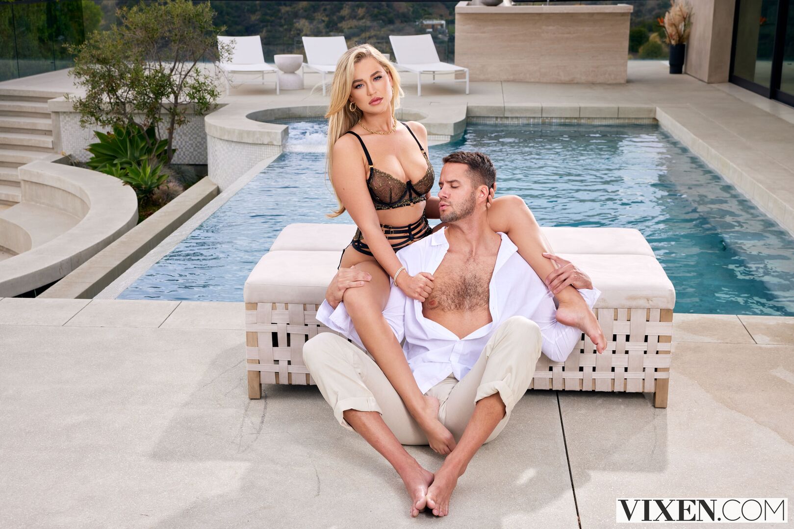 Dream Girlfriend Blake Loves To Please Her Man