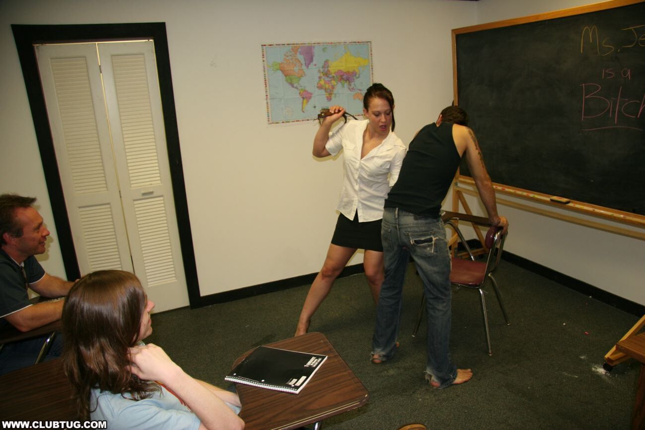 Cheyenne Jewels Humiliating Handjob