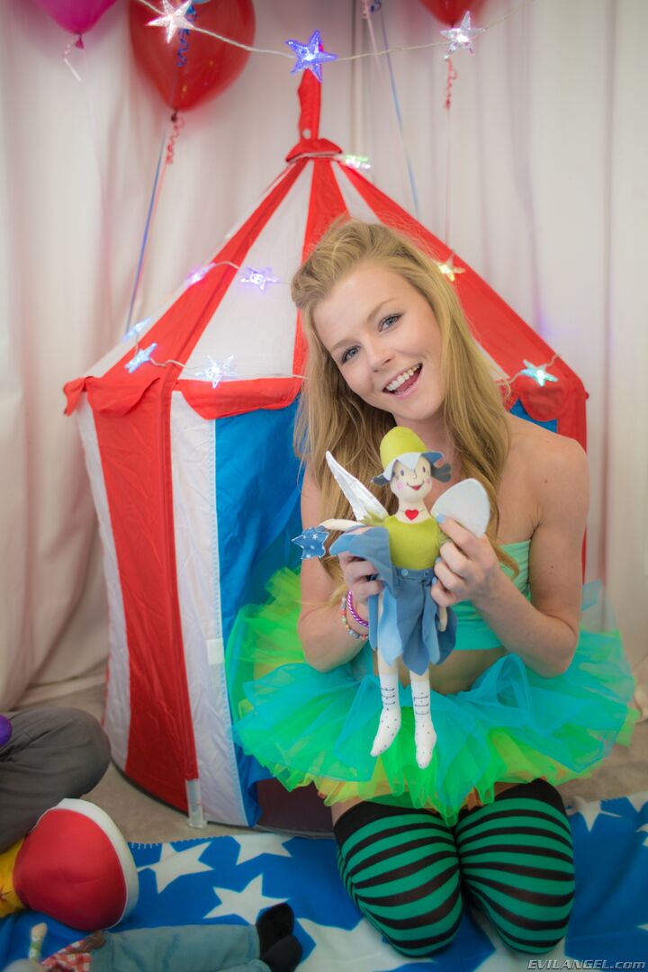 CREEPY ASS CLOWN'S PERVERTED CIRCUS
