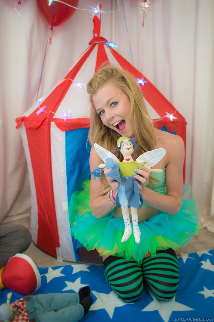 CREEPY ASS CLOWN'S PERVERTED CIRCUS