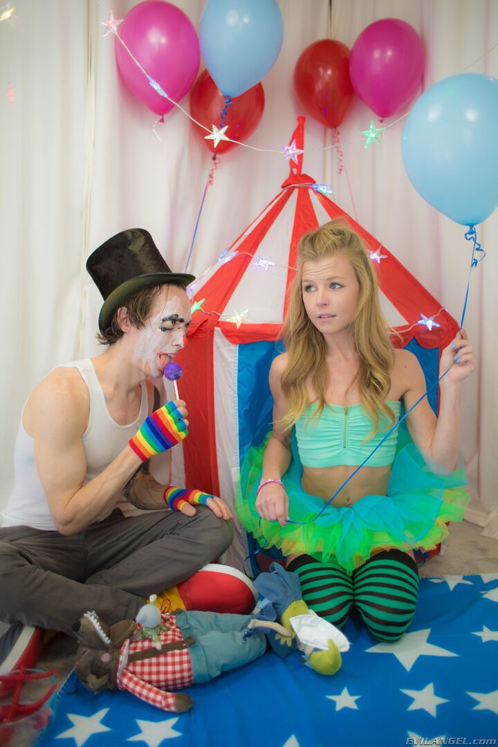 CREEPY ASS CLOWN'S PERVERTED CIRCUS