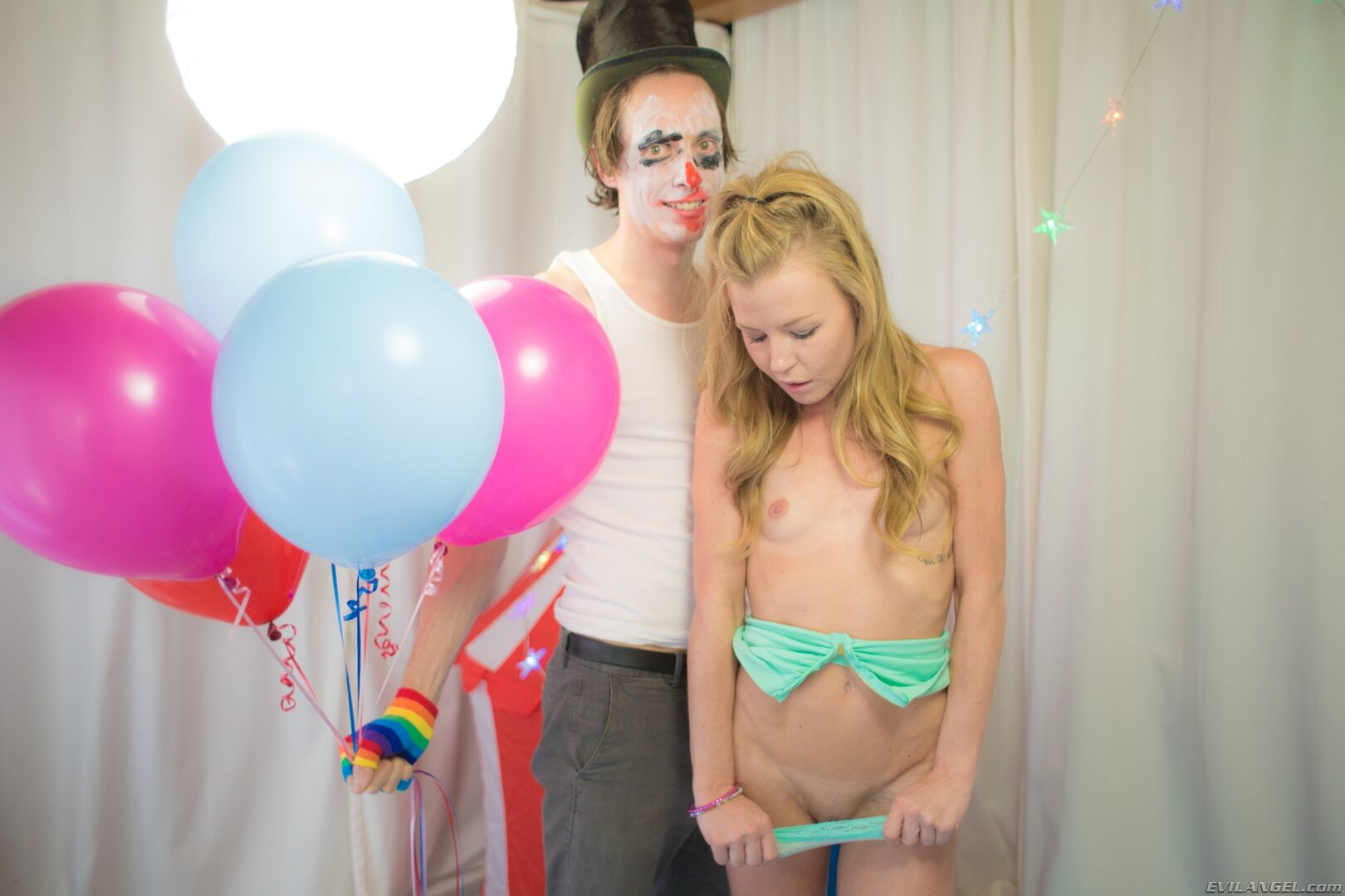 CREEPY ASS CLOWN'S PERVERTED CIRCUS