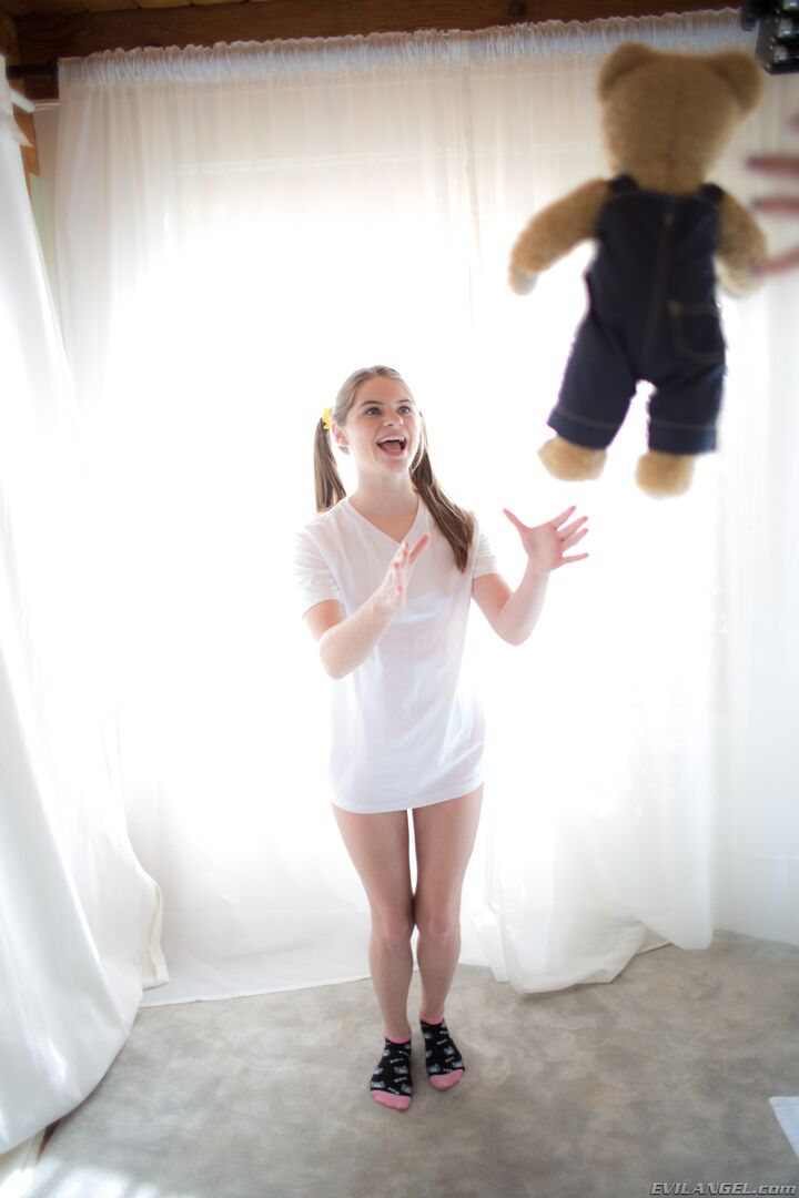 DOMINANT STEP-DADDY PUTS ALICE TO BED