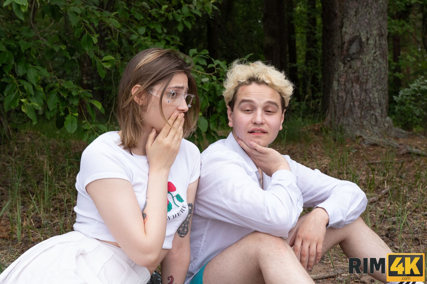 2 Girls 1 Cleanup