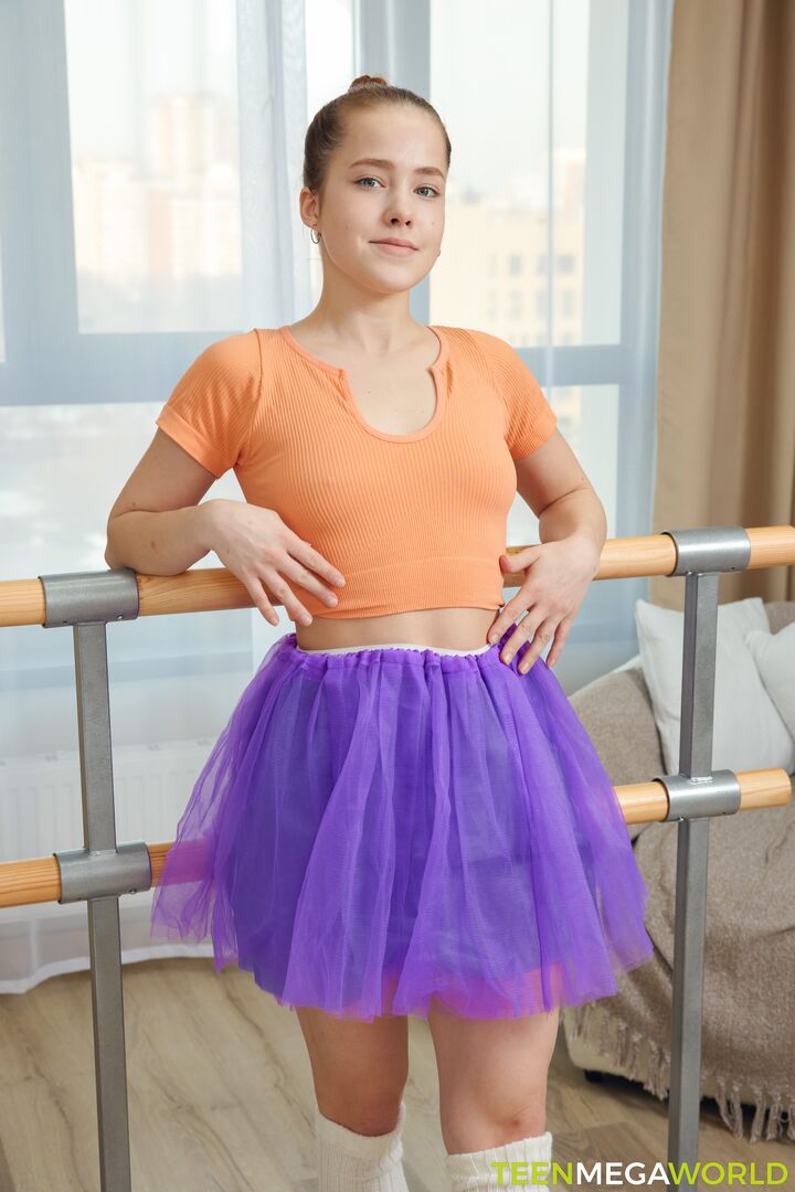 Orgy at the ballet barre