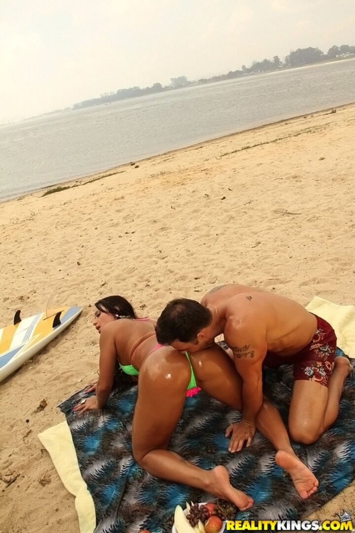 Beach Sex 0508