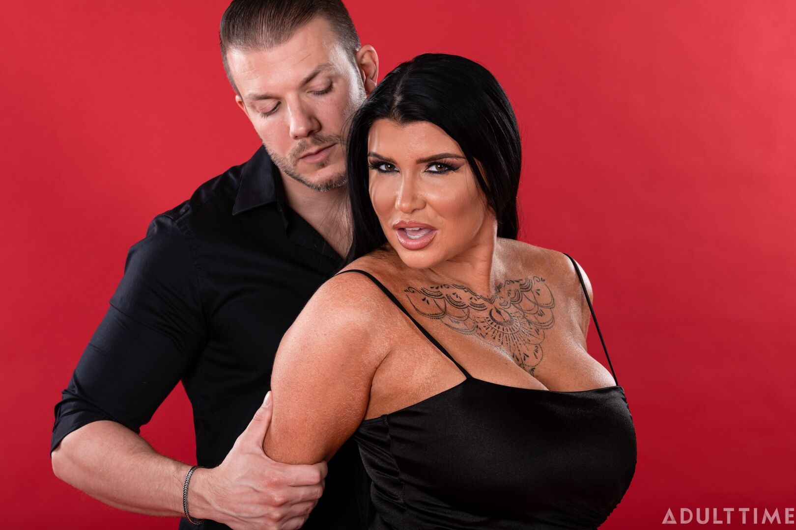 Up Close With Romi Rain